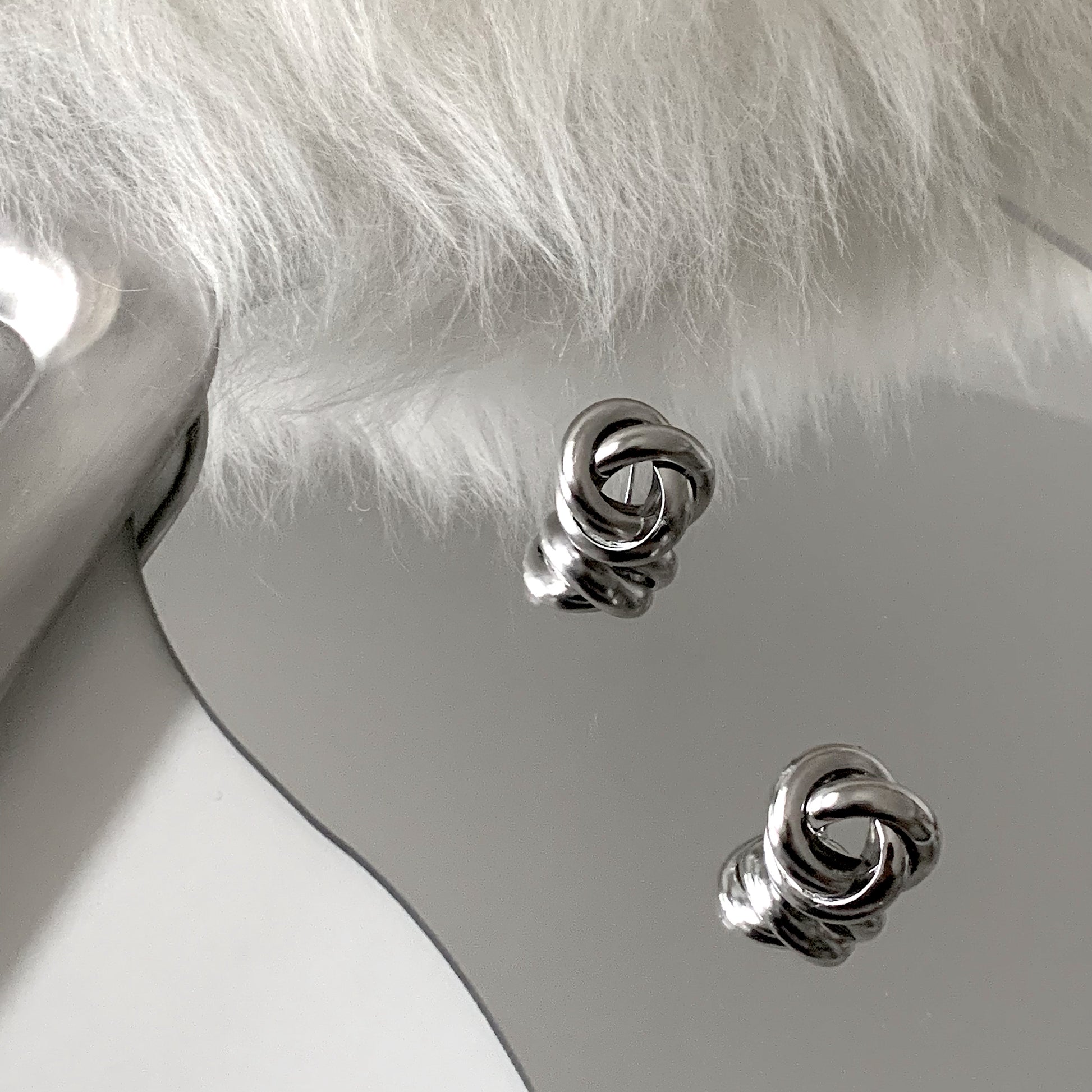 Sliver knot Studs