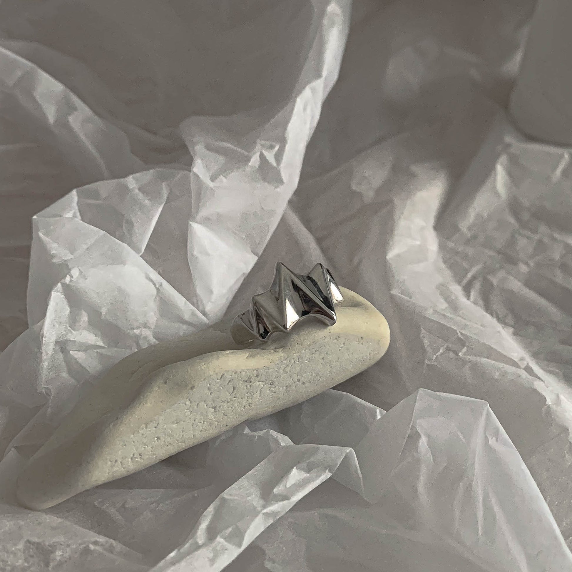 Wavy Ring