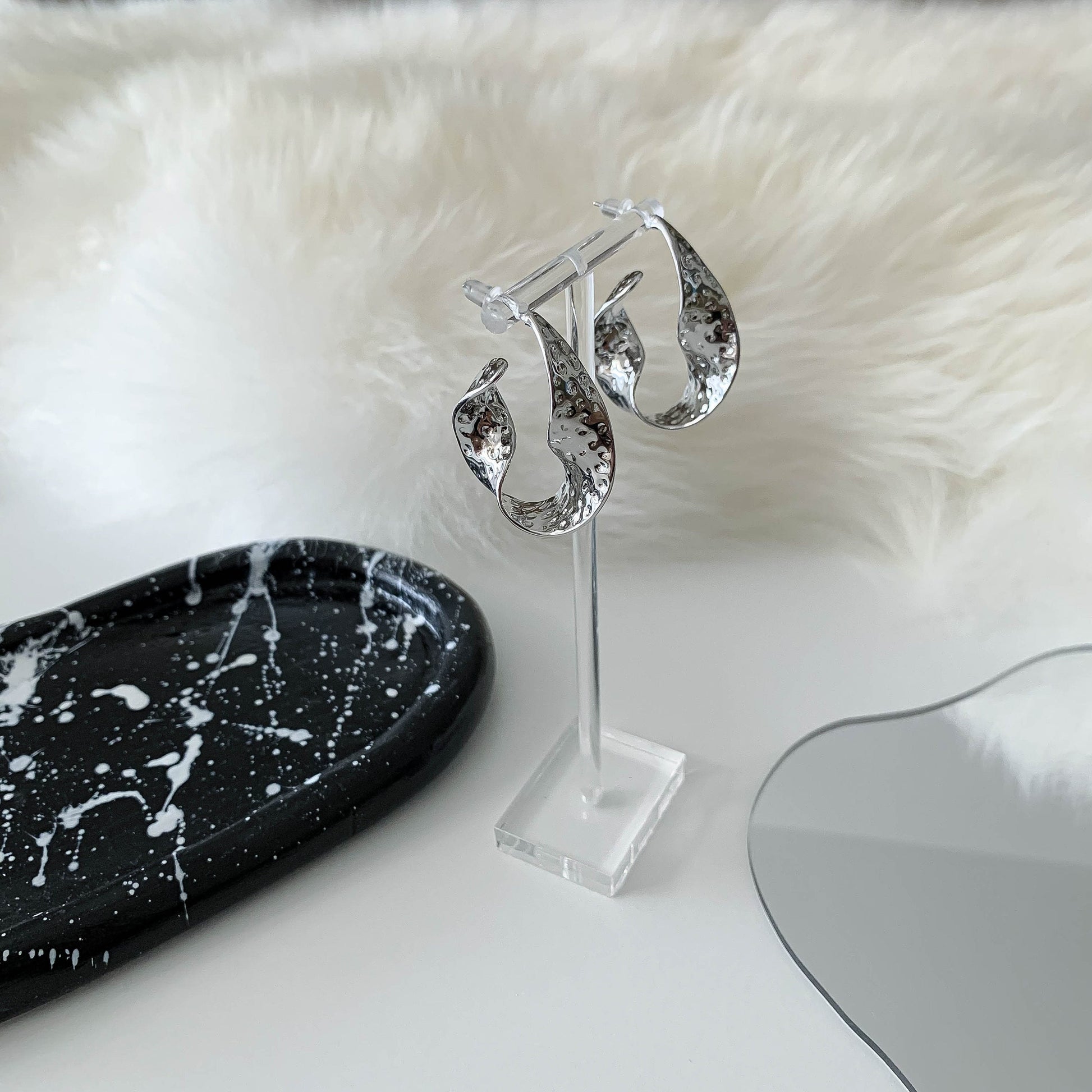 Twisted Hoop Earrings