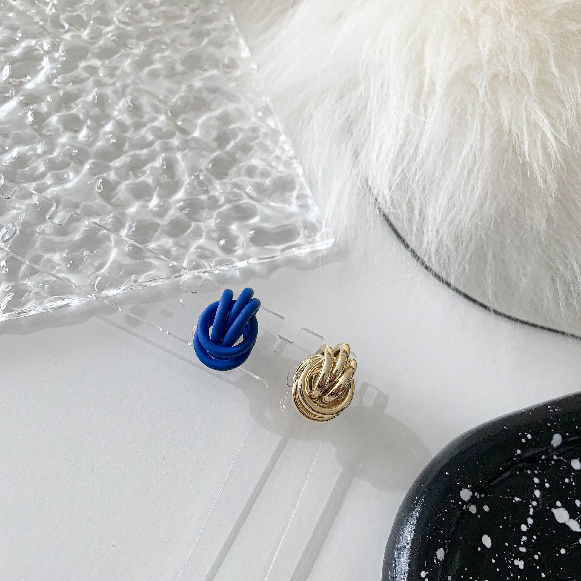 Knot Earrings
