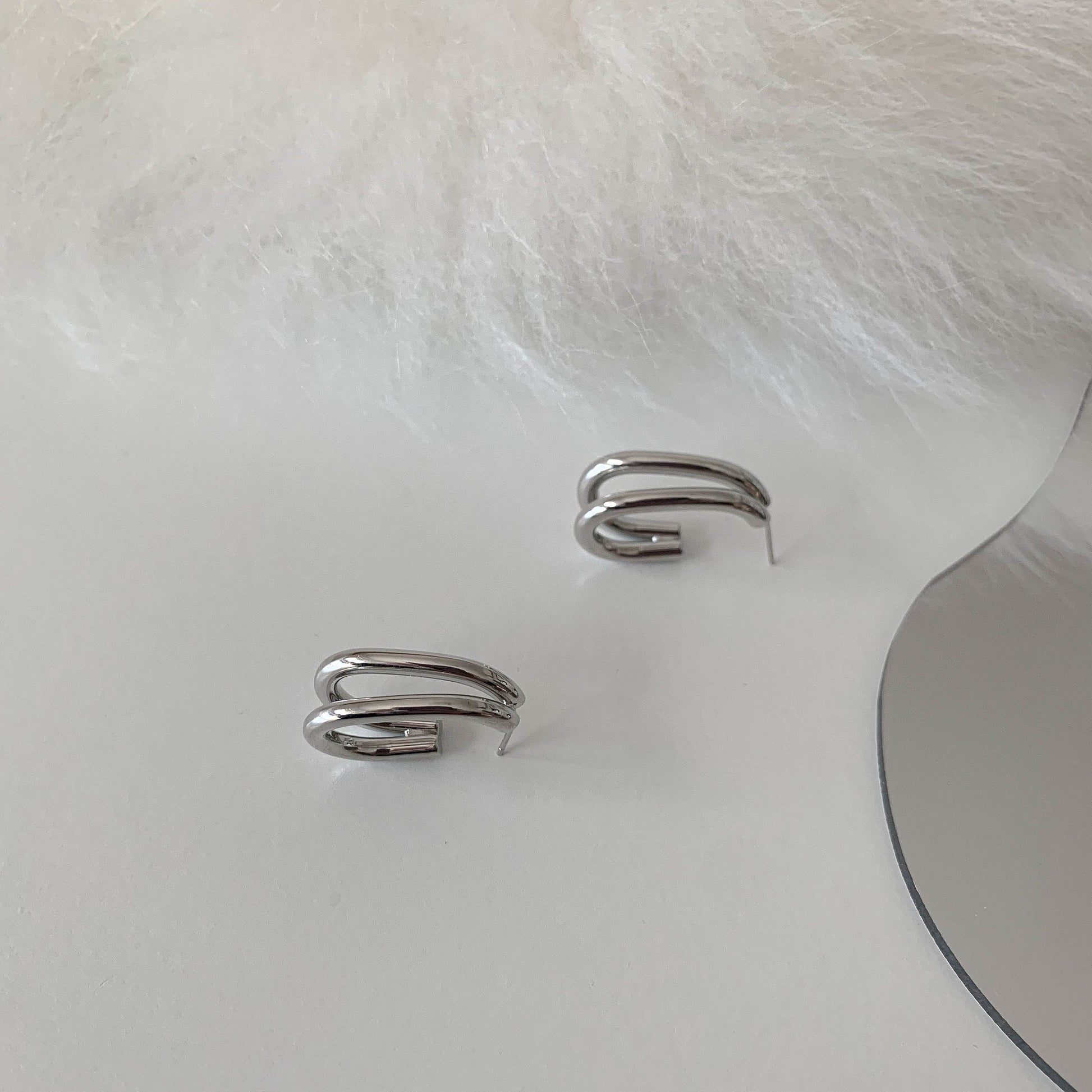 Double Thin Oval Hoops